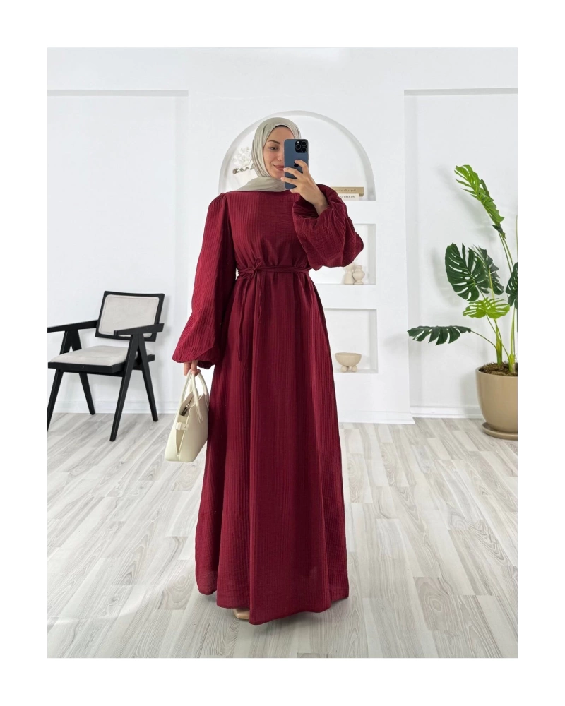 PİLİSELİ VRN POLYESTER KUMAŞ ASTARLI -BALON KOL HAKIM YAKA KEMERLİ ELBİSE