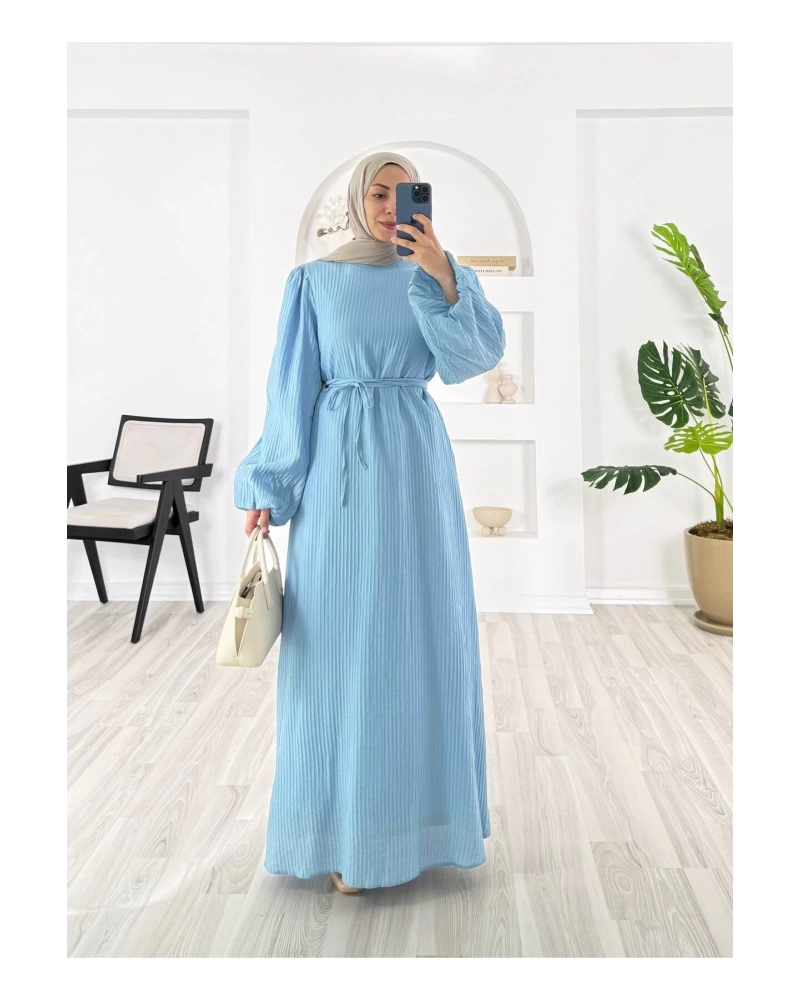 PİLİSELİ VRN POLYESTER KUMAŞ ASTARLI -BALON KOL HAKIM YAKA KEMERLİ ELBİSE