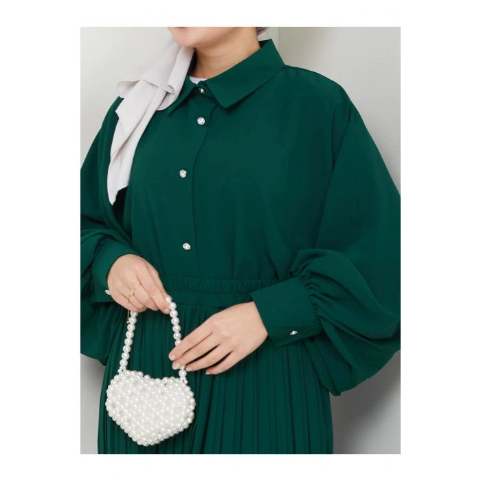 ETEĞİ PLİSELİ  GÖMLEKLI YAKA TESETTÜR TAKIM YEŞİL