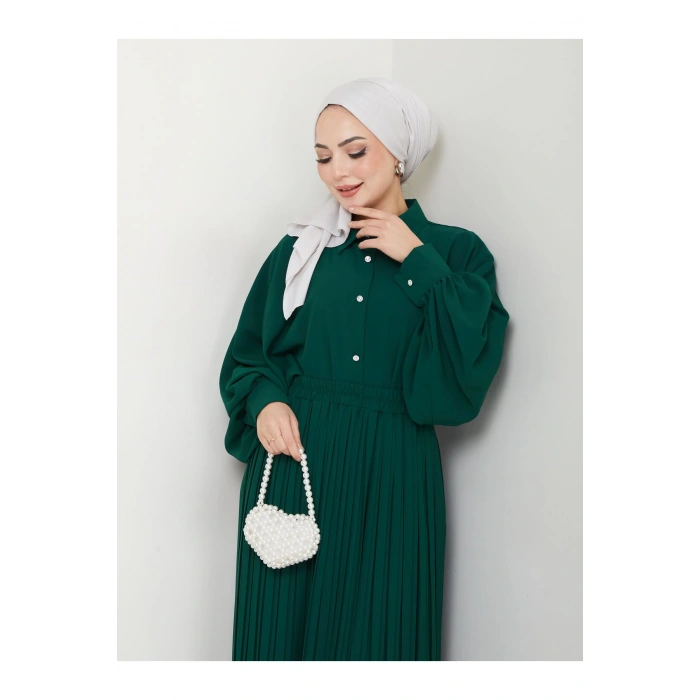 ETEĞİ PLİSELİ  GÖMLEKLI YAKA TESETTÜR TAKIM YEŞİL