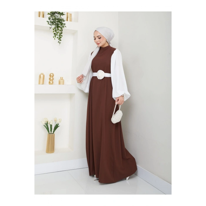KADIN TESETTÜR KOLU BEYAZ ELBİSE ÇİÇEKLİ TOKA KAHVE ELBİSE