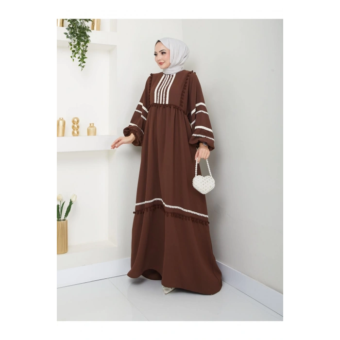 KADIN TESETTÜR DANTELLİ ŞERİT ELBİSE KAHVE