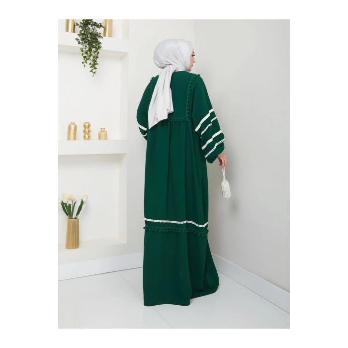 KADIN TESETTÜR DANTELLİ ŞERİT ELBİSE ZÜMRÜT