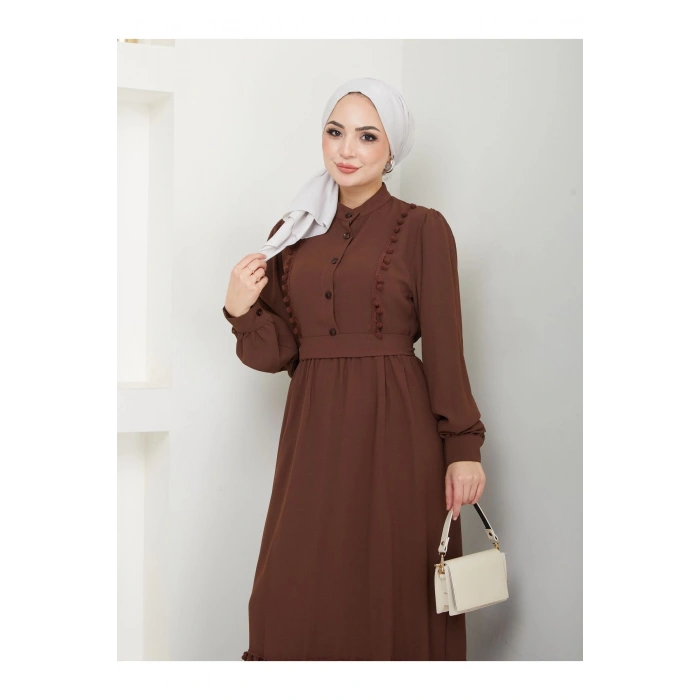 KADIN TESETTÜR DANTELLİ ŞERİT ELBİSE KAHVE