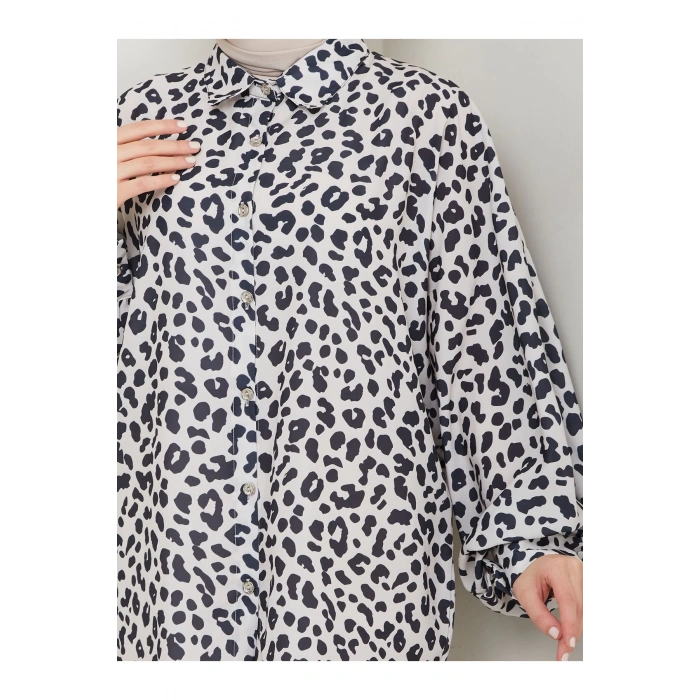 Leopar Desenli̇ Jesi̇ca Gömlek Standert Beden Uzun Kol  Si̇yah