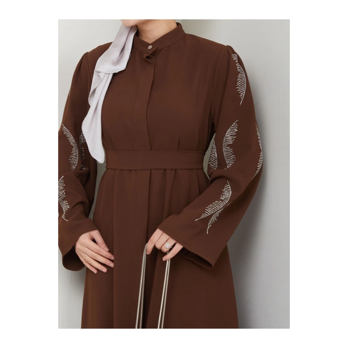 TAŞLİ ABAYA TESETTÜR GIYIM KADIN FERACE ELBISE KAHVE