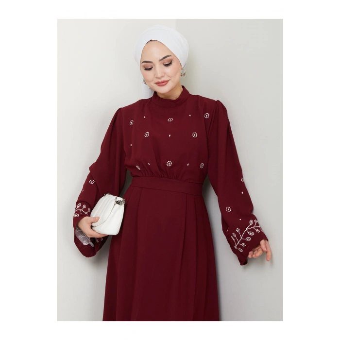 KADIN TESETTÜR NAKİŞLİ ELBİSE BALAMALI