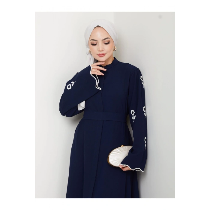 KOLU ÇİÇEK NAKIŞ DETAYLI TESETTÜR KADIN ABİYE ELBİSE LACİVERT