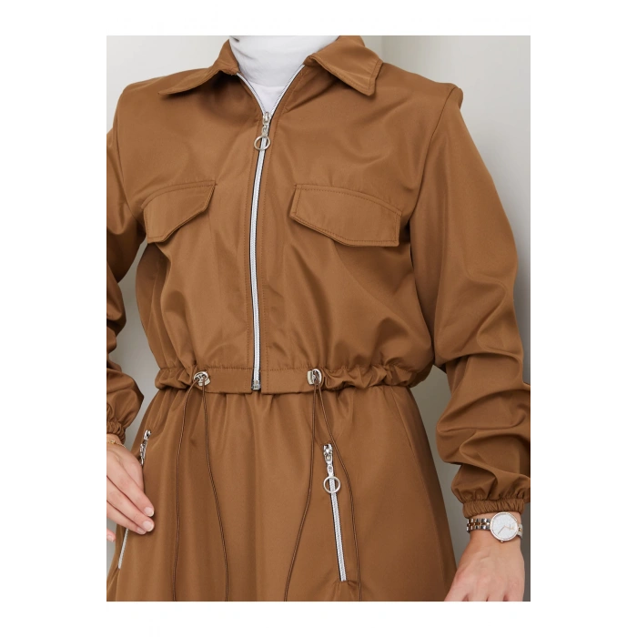 FERMUARLI CEPLİ TRENÇKOT ETEKLİ TAKIM TESETTÜR TAKIM KAHVE