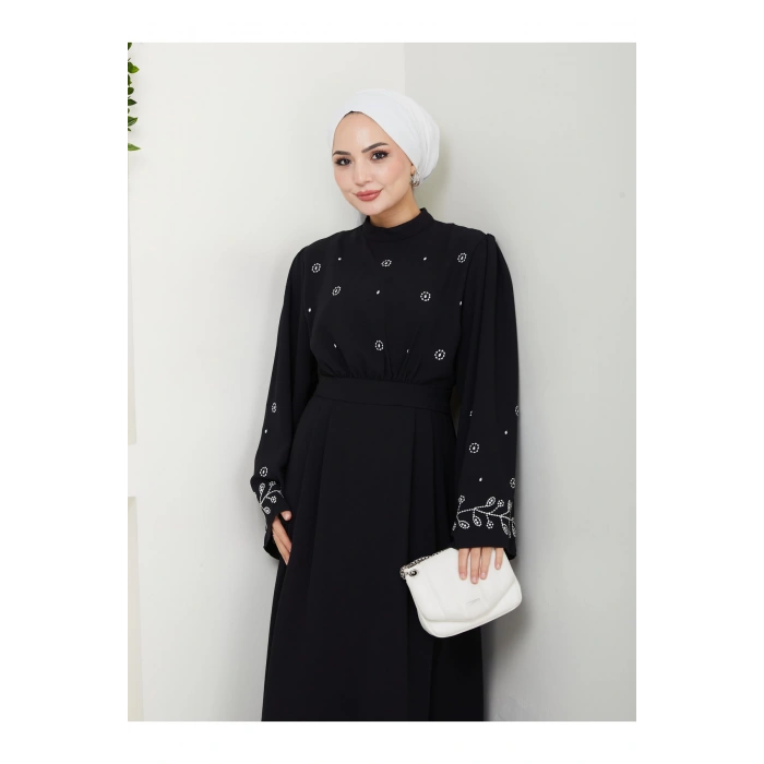 KADIN TESETTÜR NAKİŞLİ ELBİSE BALAMALI