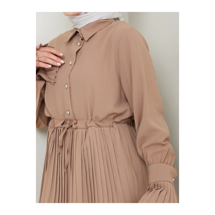 ETEKLI PİLİSELİ DETAYLI TESETTÜR TAKIM