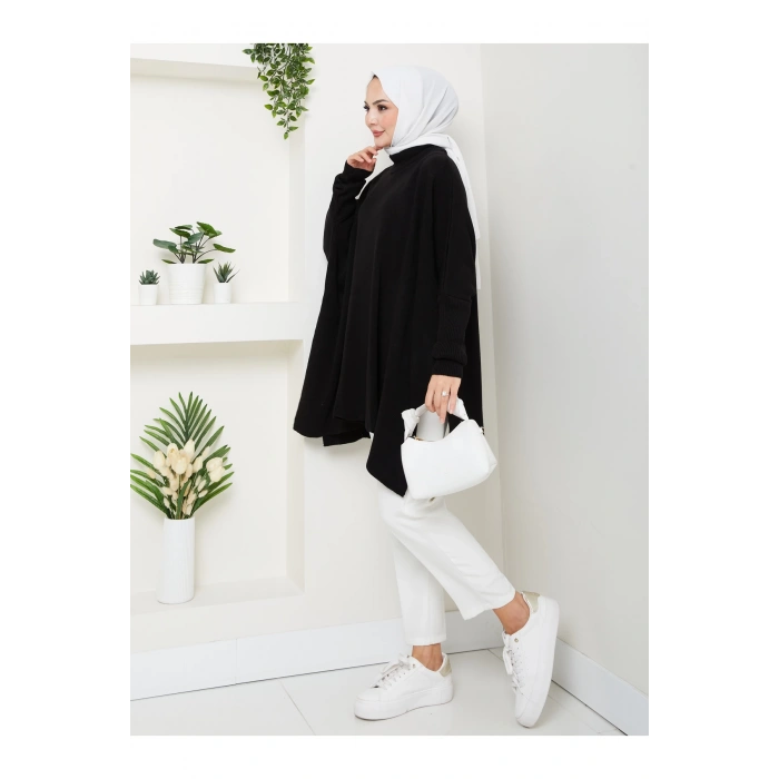 KADIN TESETTÜR TRİKO OVERSİZE KAZAK YANLARI YIRTMAÇLI SİYAH