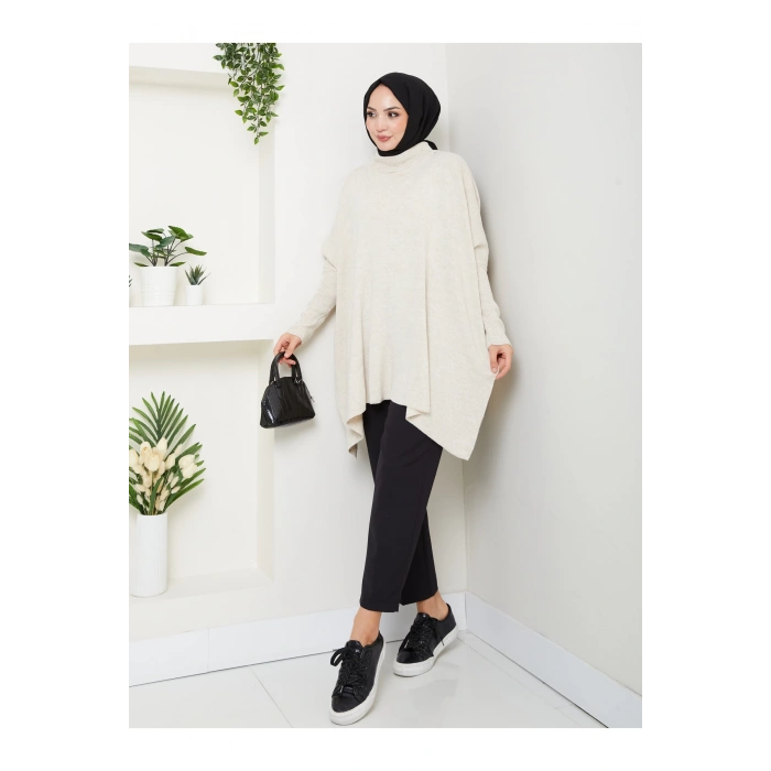 KADIN TESETTÜR TRİKO OVERSİZE KAZAK YANLARI YIRTMAÇLI BEJ