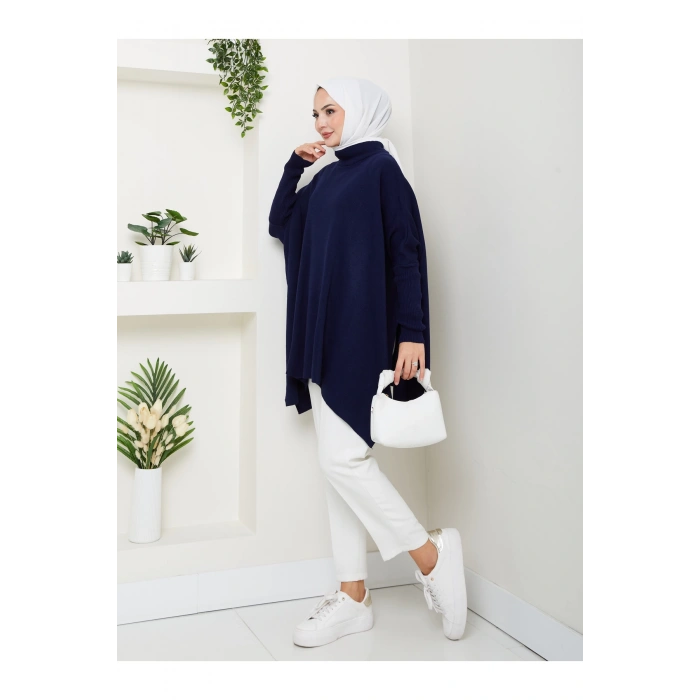 KADIN TESETTÜR TRİKO OVERSİZE KAZAK YANLARI YIRTMAÇLI LACİVERT