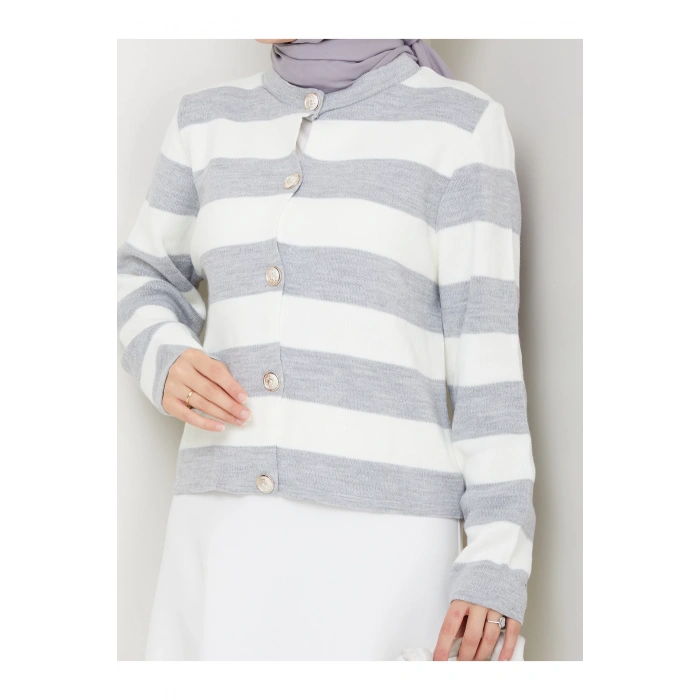 KADIN GRİ KREM ÇİZGİLİ HIRKA GOLD DÜĞMELİ TRİKO HIRKA