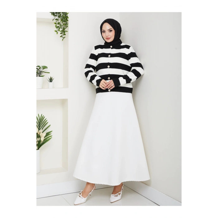 KADIN SİYAH KREM ÇİZGİLİ HIRKA GOLD DÜĞMELİ TRİKO HIRKA