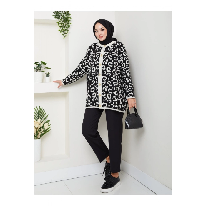 KADIN LEOPAR DESEN UZUN HIRKA YUMOŞ TRİKO GOLD DÜĞMELİ SİYAH