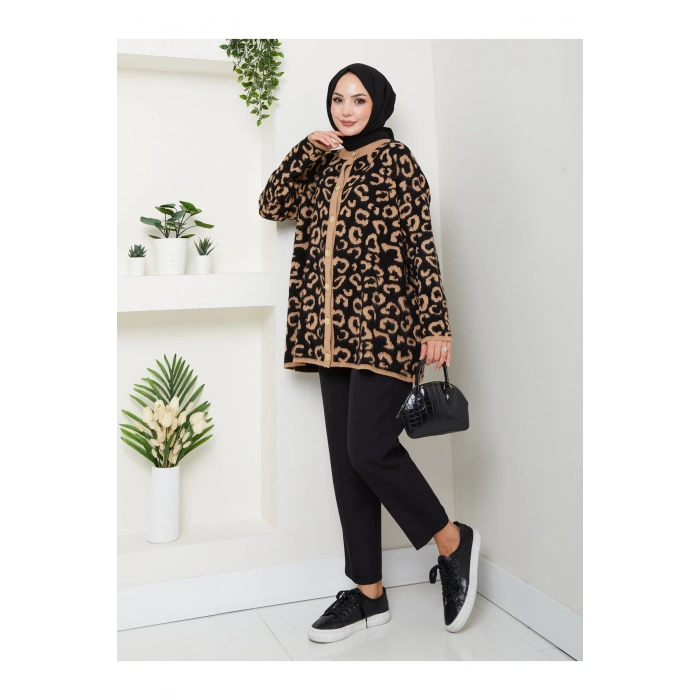 KADIN LEOPAR DESEN UZUN HIRKA YUMOŞ TRİKO GOLD DÜĞMELİ KAHVE
