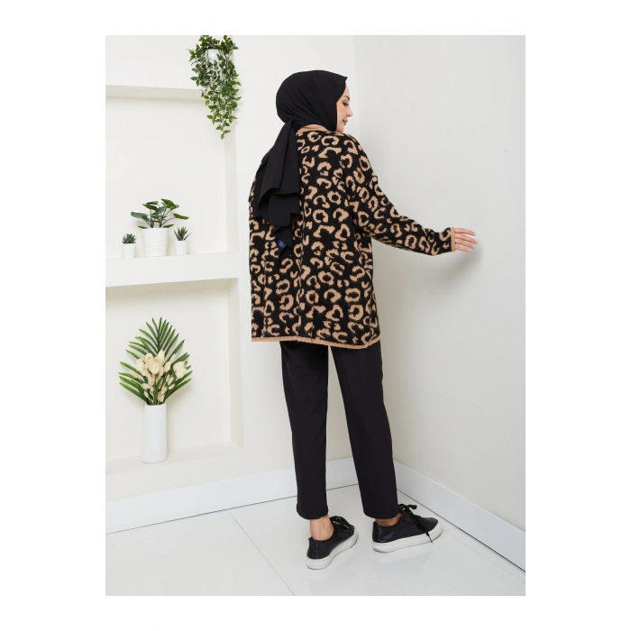 KADIN LEOPAR DESEN UZUN HIRKA YUMOŞ TRİKO GOLD DÜĞMELİ KAHVE