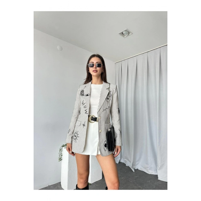 KADIN ÇİZGİLİ TASARIM NAKIŞLI CEKET