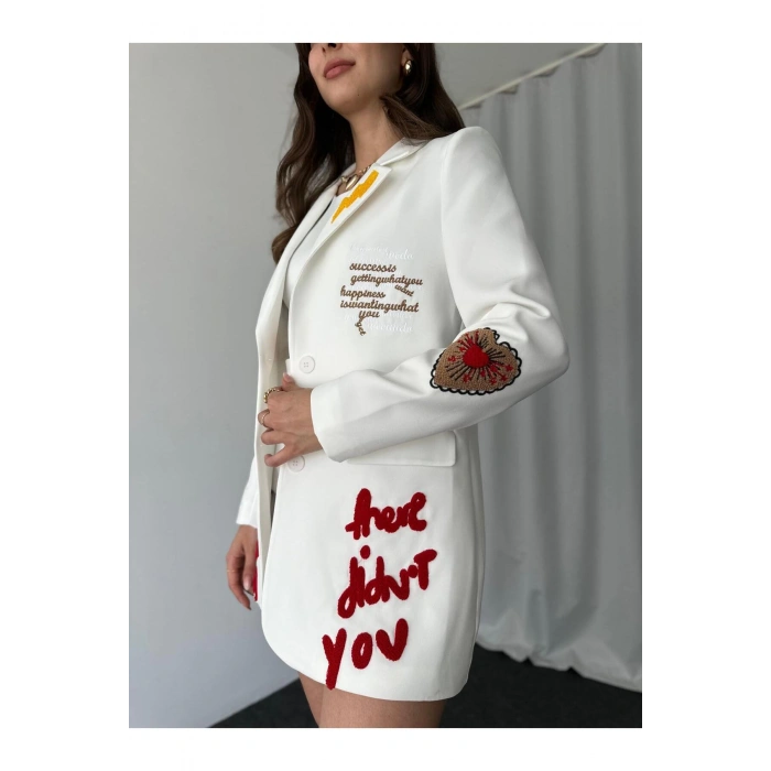 KADIN NAKIŞLI TASARIM CEKET