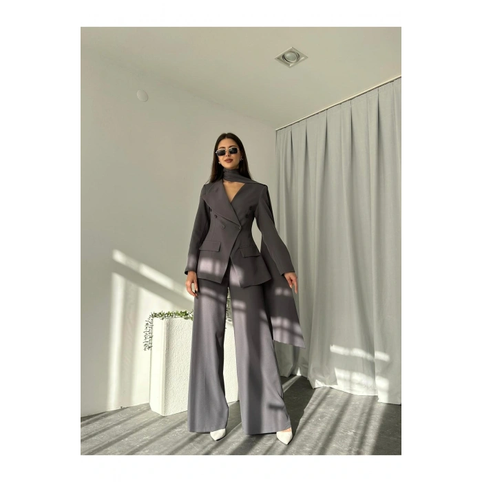 KADIN ÖZEL TASARIM AMARA KRUVAZE CEKETLİ PANTOLON TAKIM