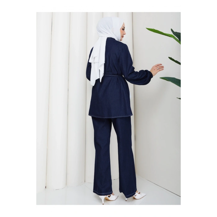 KADIN NERVÜLLÜ BİYELİ DÜĞMELİ BAĞCIKLI KOT TAKIM