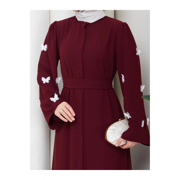 KOLU KELEBEK İŞLEMLİ ABAYA TESETTÜR GIYIM KADIN FERACE ELBISE