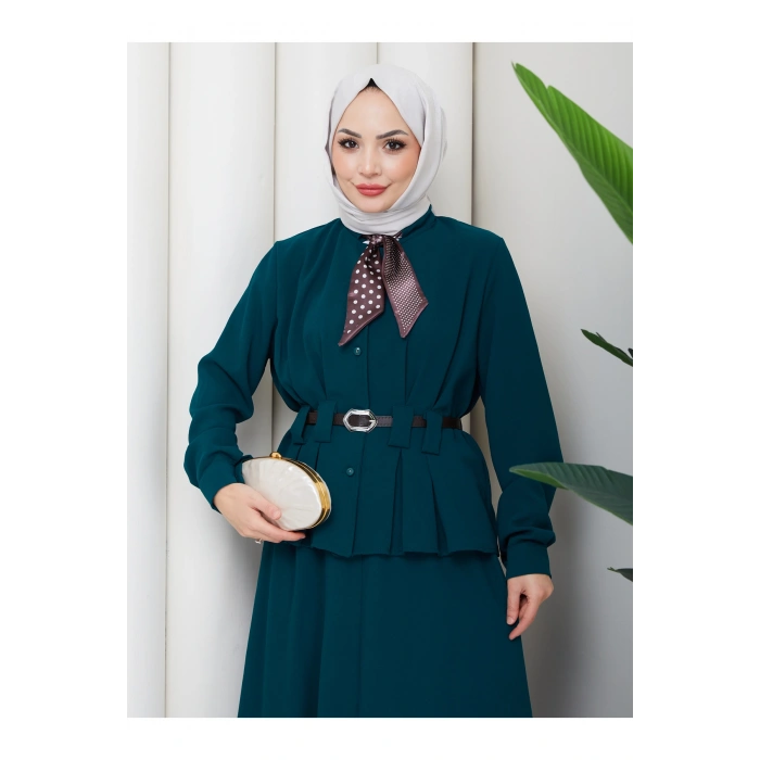 YAKASI FULARI KEMERLI ETEK TAKIM KADIN TESTTÜR