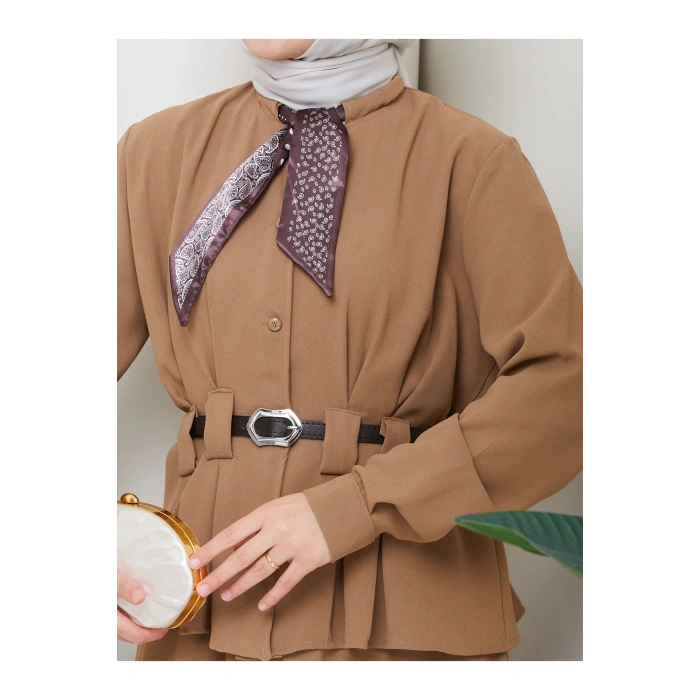 YAKASI FULARI KEMERLI ETEK TAKIM KADIN TESTTÜR