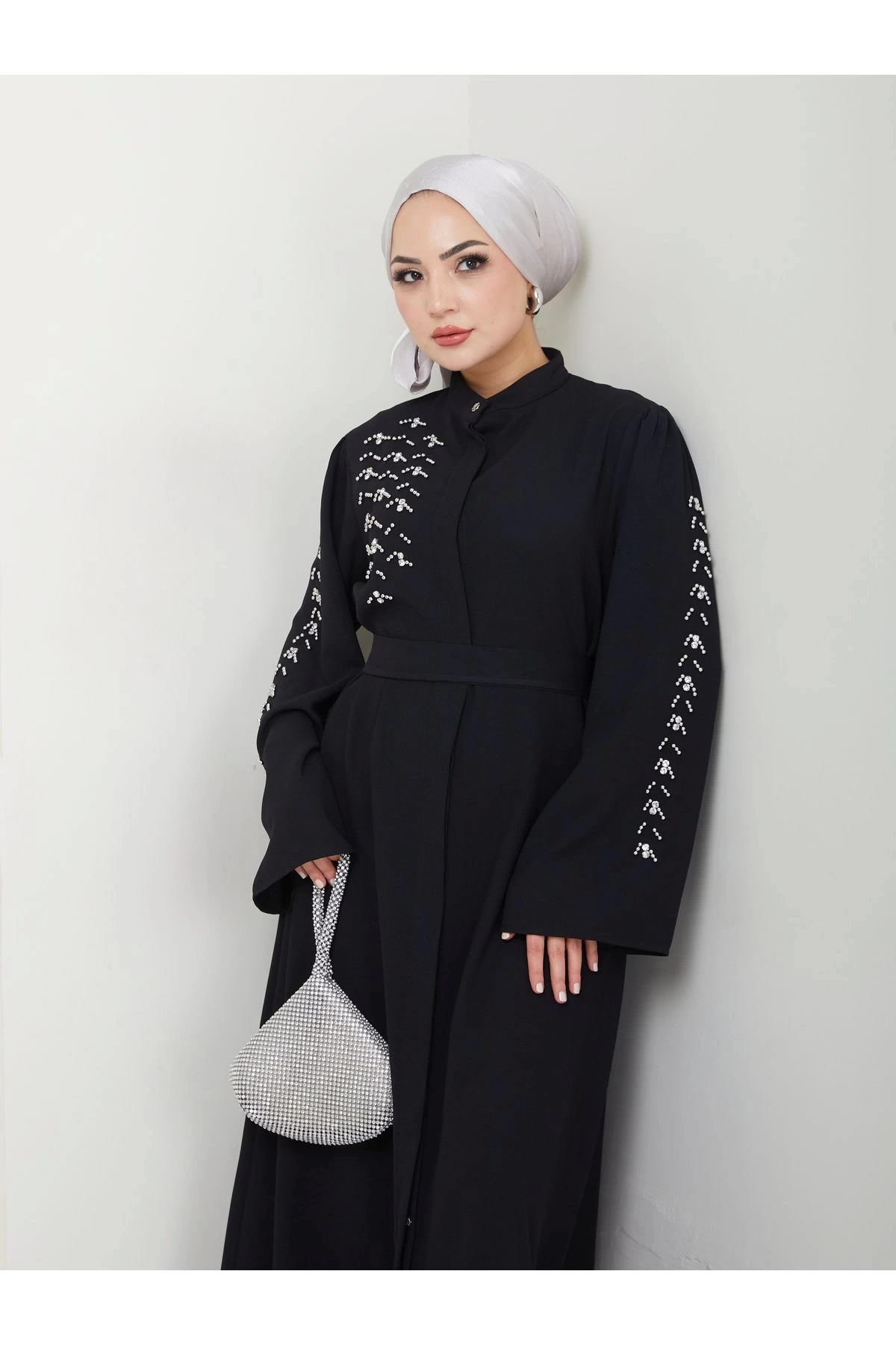 TAŞLİ ABAYA TESETTÜR GIYIM KADIN FERACE ELBISE SİYAH