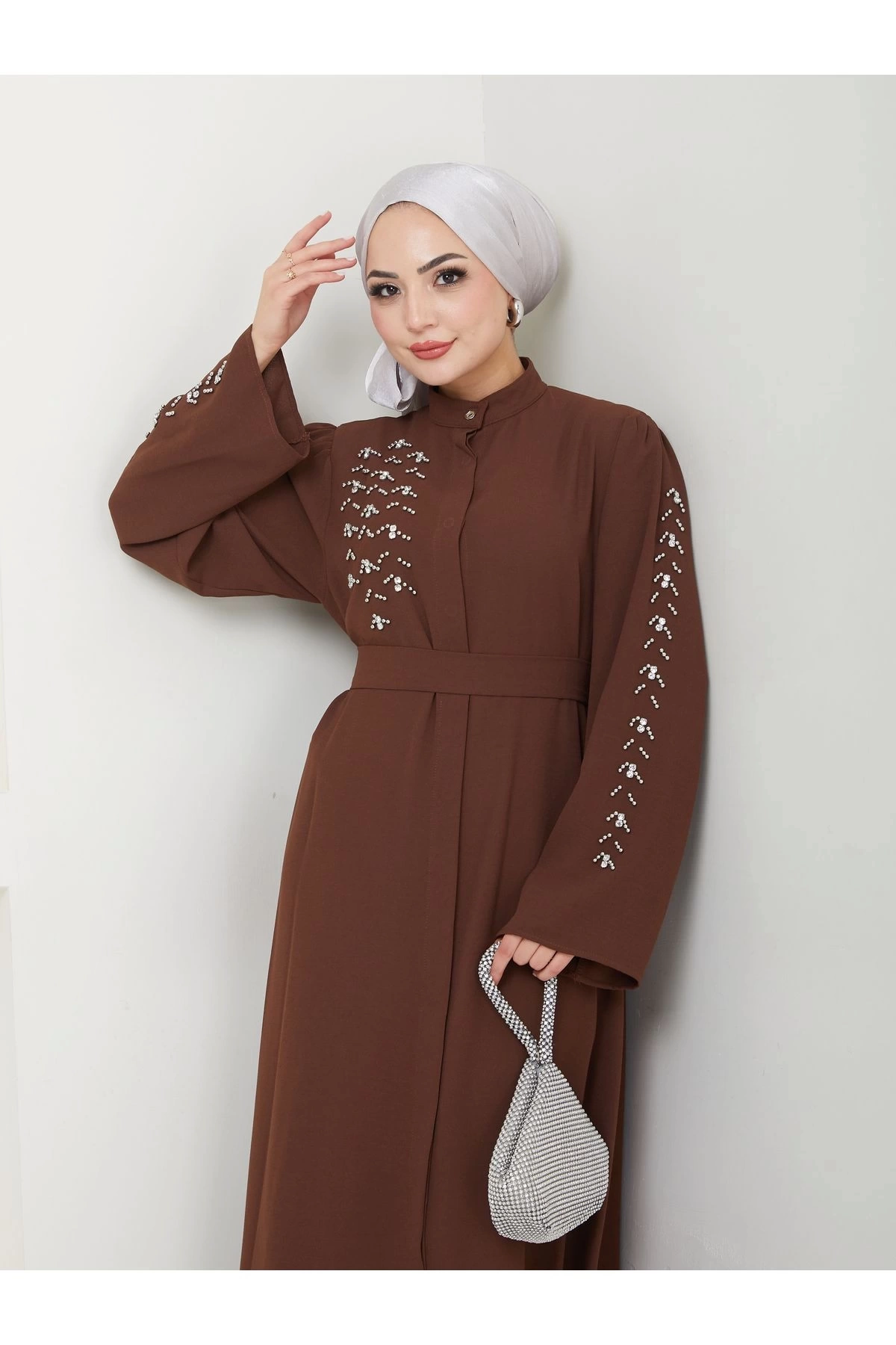 TAŞLİ ABAYA TESETTÜR GIYIM KADIN FERACE ELBISE KAHVE