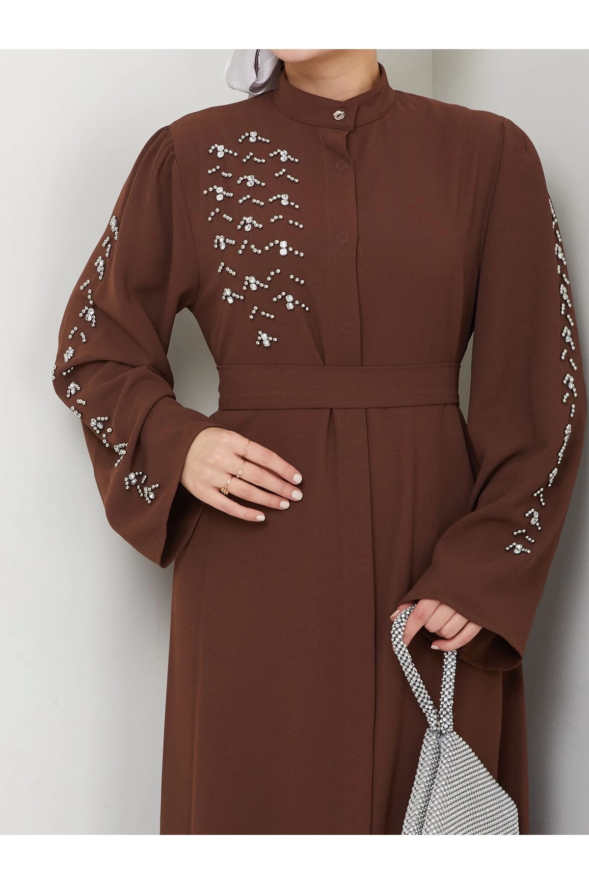 TAŞLİ ABAYA TESETTÜR GIYIM KADIN FERACE ELBISE KAHVE