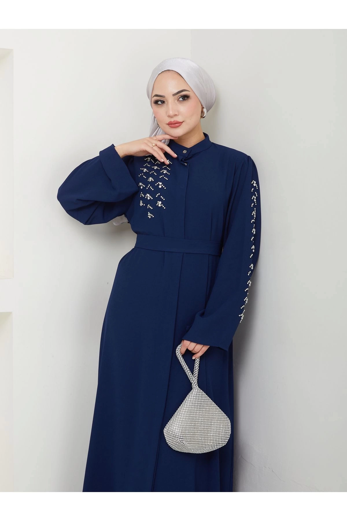 TAŞLİ ABAYA TESETTÜR GIYIM KADIN FERACE ELBISE LACIVERT