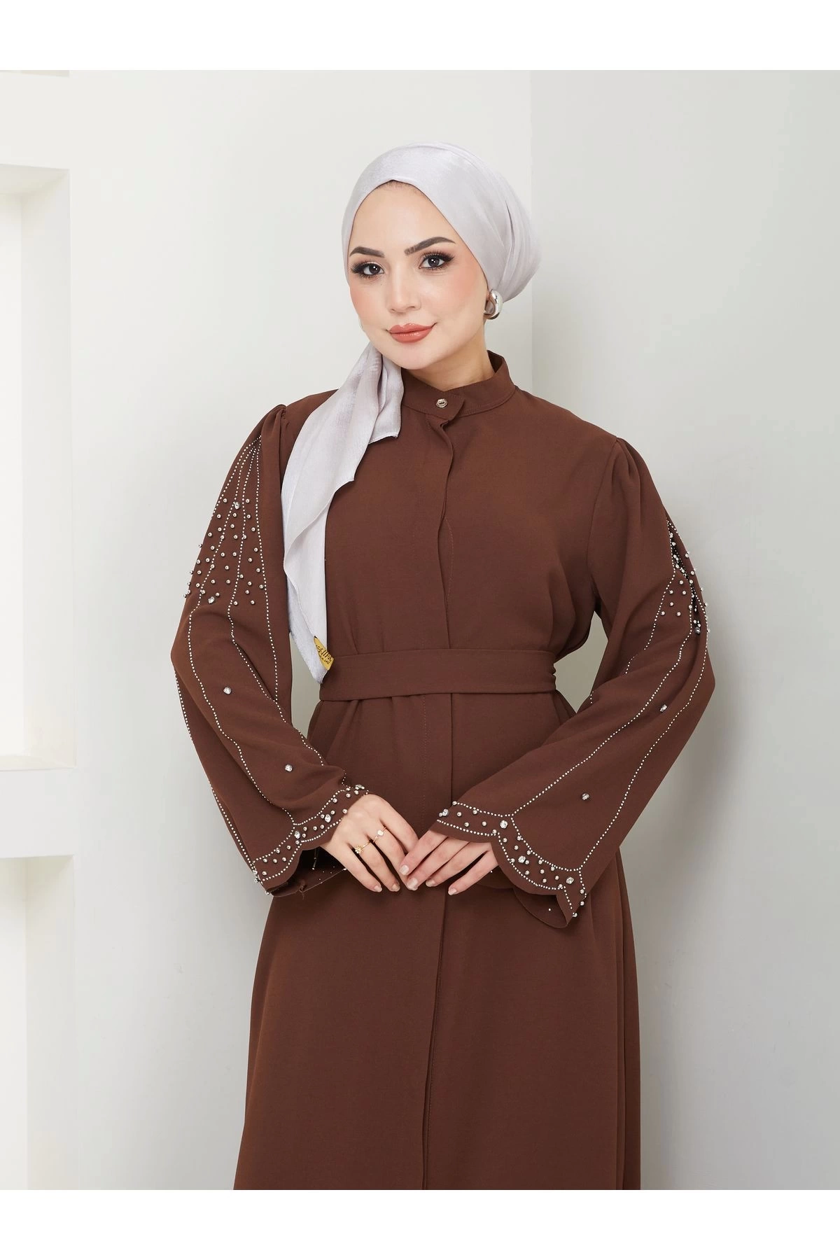 TAŞLİ ABAYA TESETTÜR GIYIM KADIN FERACE ELBISE KAHVE