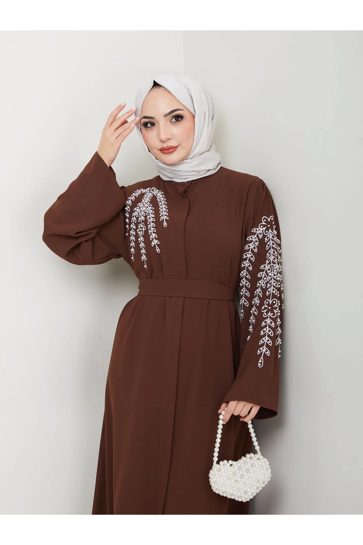 TAŞLİ ABAYA TESETTÜR GIYIM KADIN FERACE ELBISE KAHVE