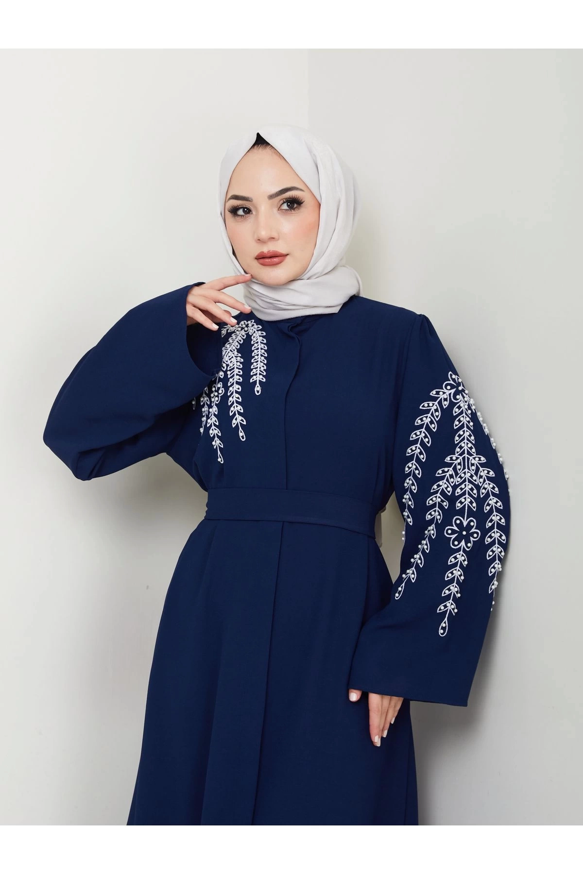 TAŞLİ ABAYA TESETTÜR GIYIM KADIN FERACE ELBISE LACIVERT