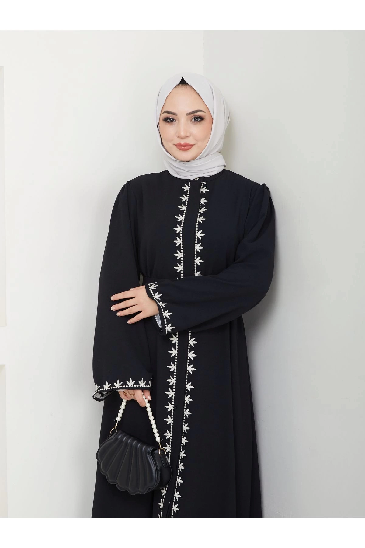 NAKIŞLI ABAYA TESETTÜR GIYIM KADIN FERACE ELBISE SİYAH