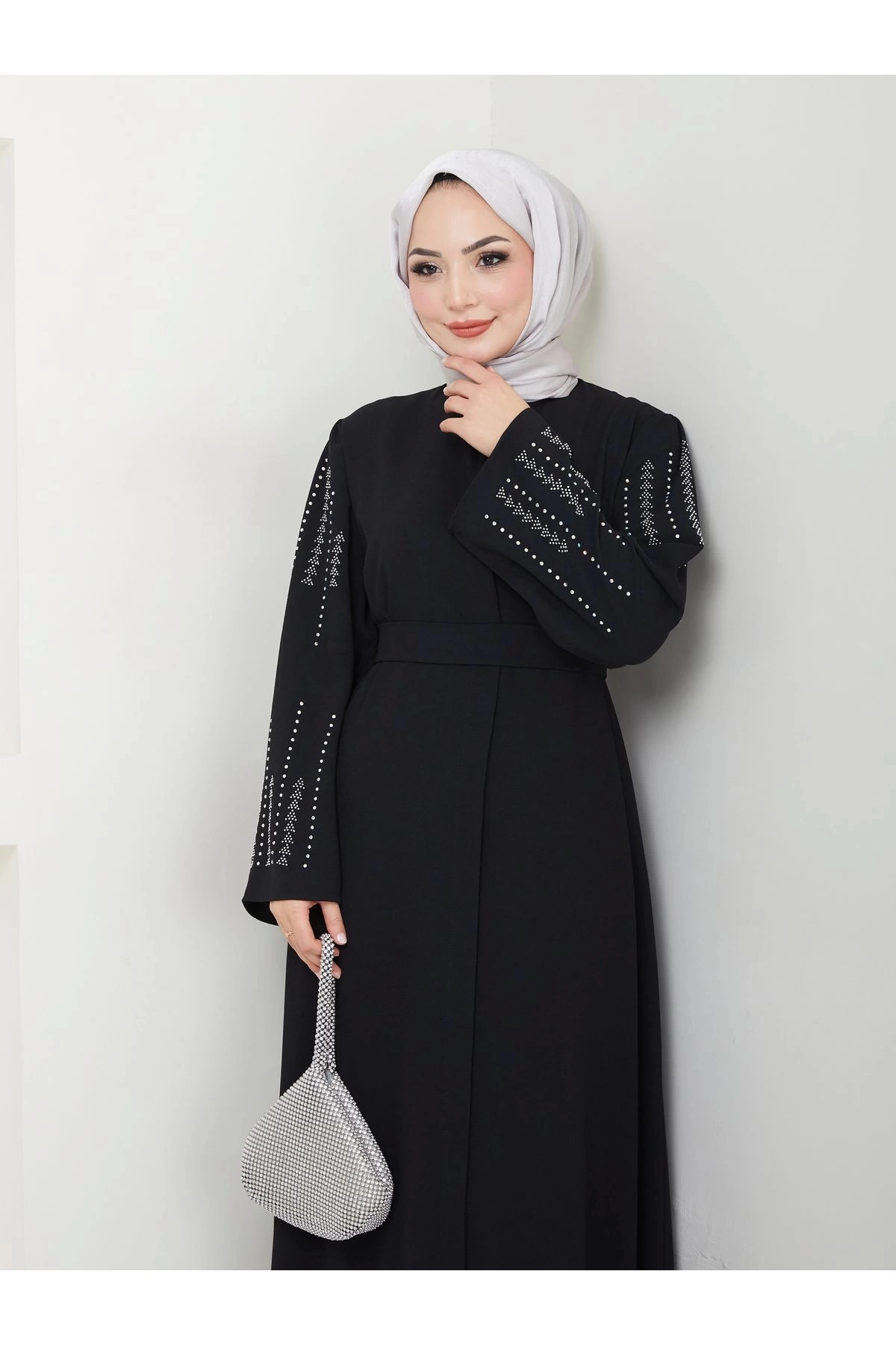 NAKIŞLI ABAYA TESETTÜR GIYIM KADIN FERACE ELBISE SİYAH