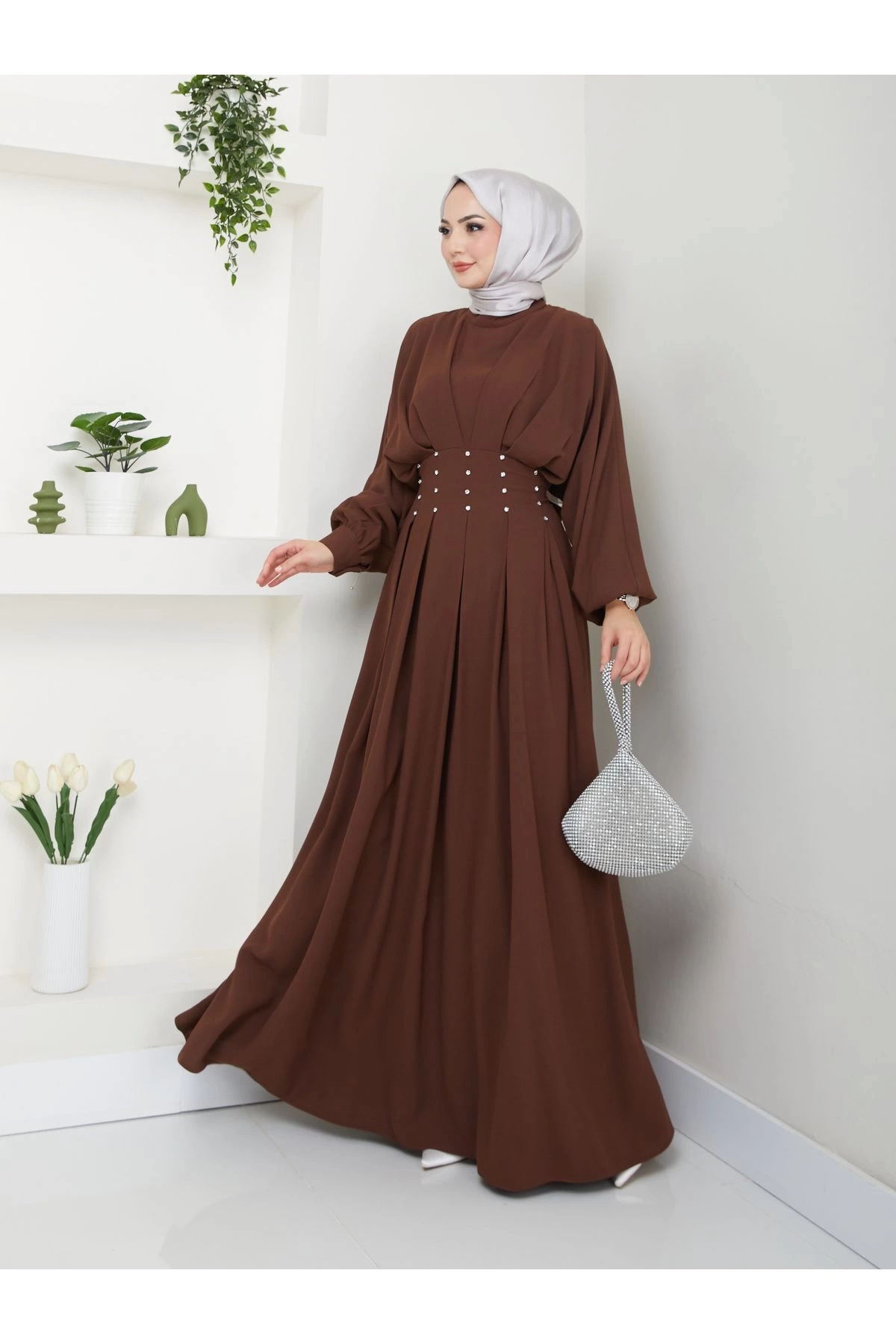 KADIN TESETTÜR TAŞLİ ELBİSE KAHVE