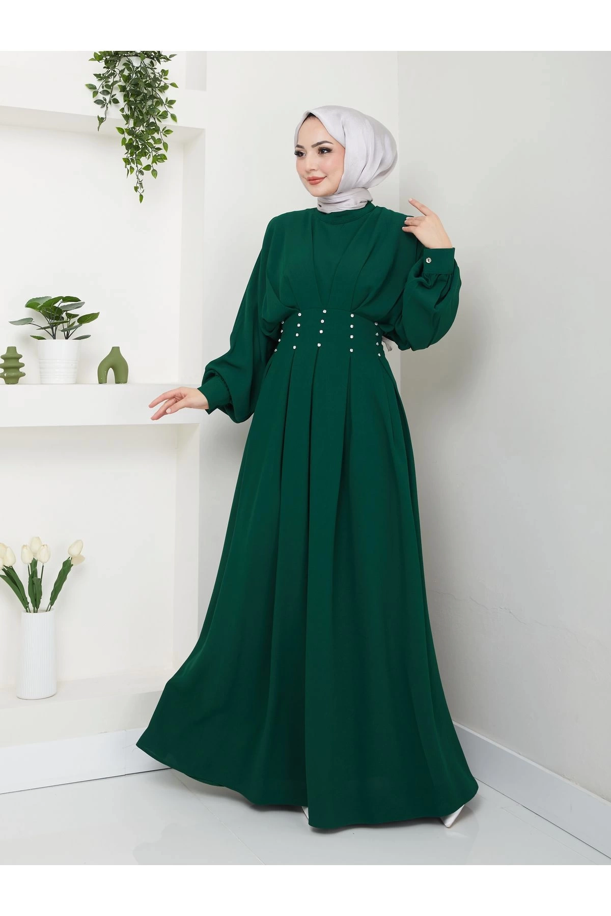 KADIN TESETTÜR TAŞLİ ELBİSE ZÜMRÜT