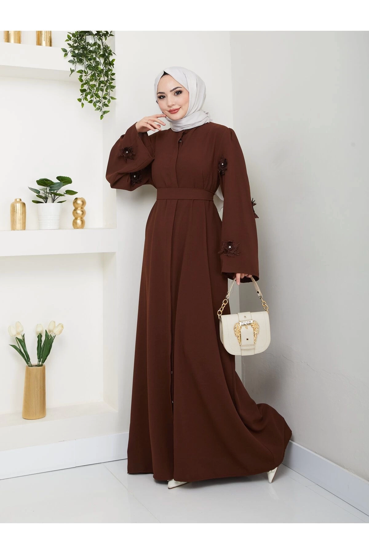 KOLU GÜL DANTELLİ DETAYLI ABAYA TESETTÜR GIYIM KADIN FERACE ELBISE 5007 KAHVE