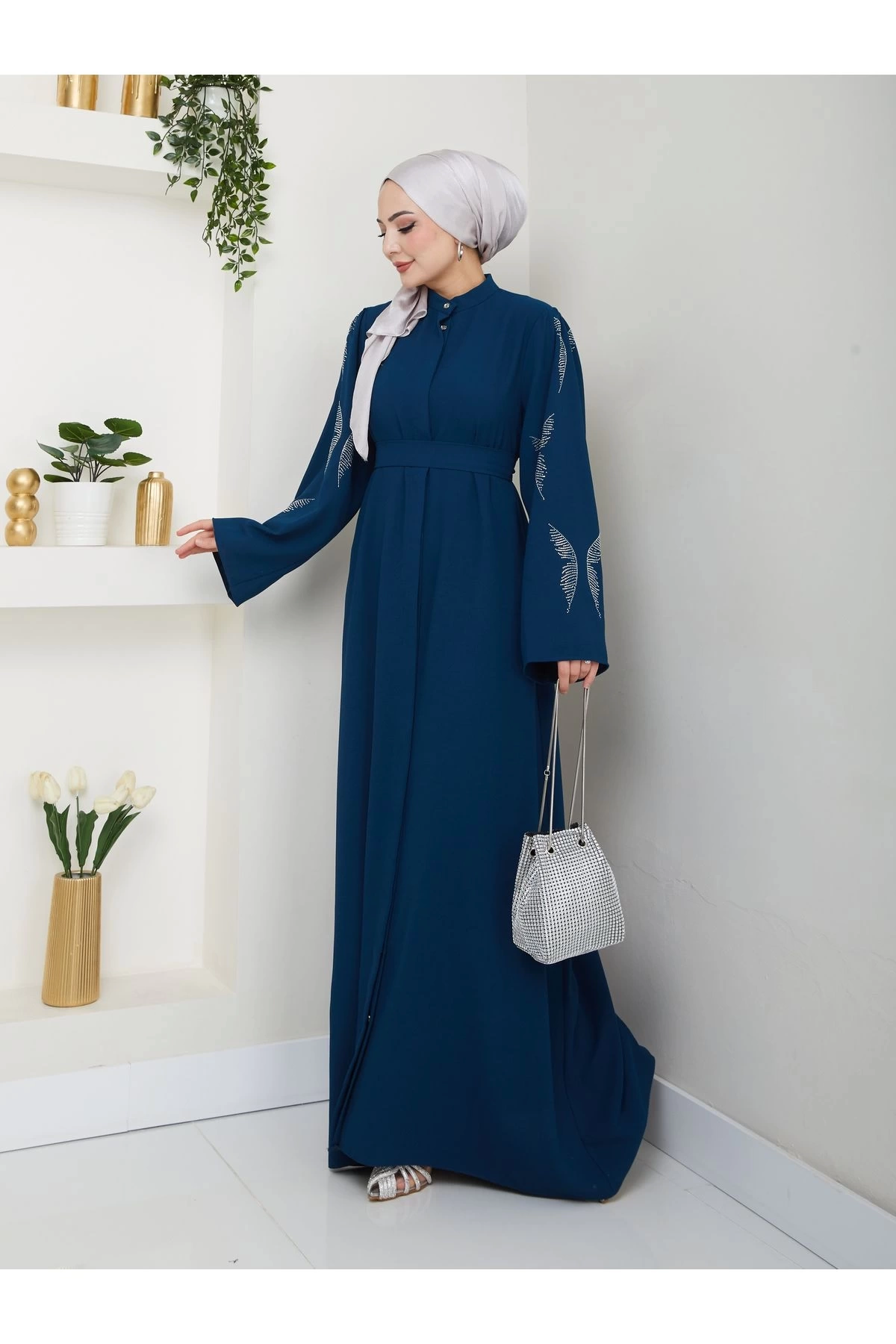 TAŞLİ ABAYA TESETTÜR GIYIM KADIN FERACE ELBISE İNDİGO