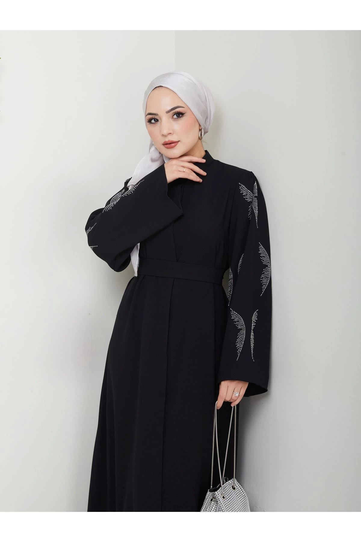 Taşli̇ Abaya Tesettür Giyim Kadin Ferace Elbise Si̇yah