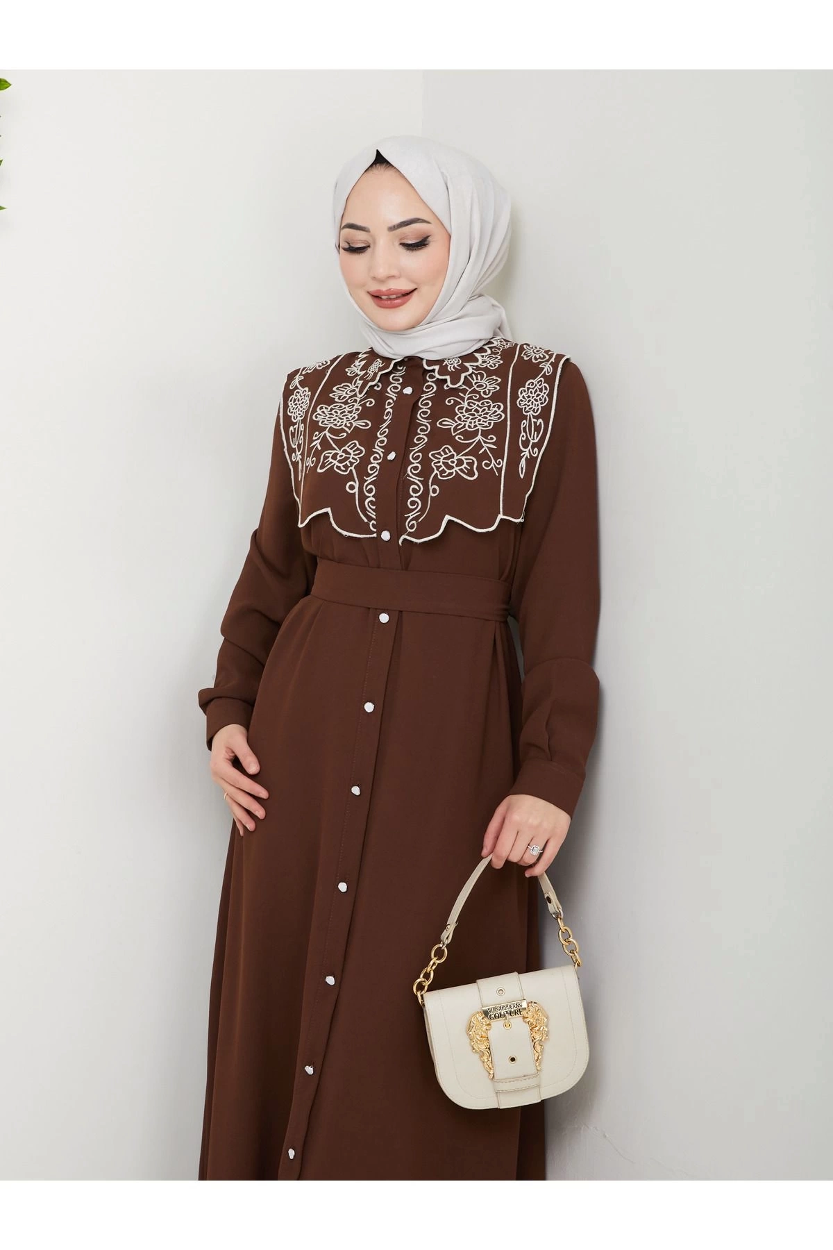 NAKIŞLI ABAYA TESETTÜR GIYIM KADIN FERACE ELBİSE 814 KAHVE