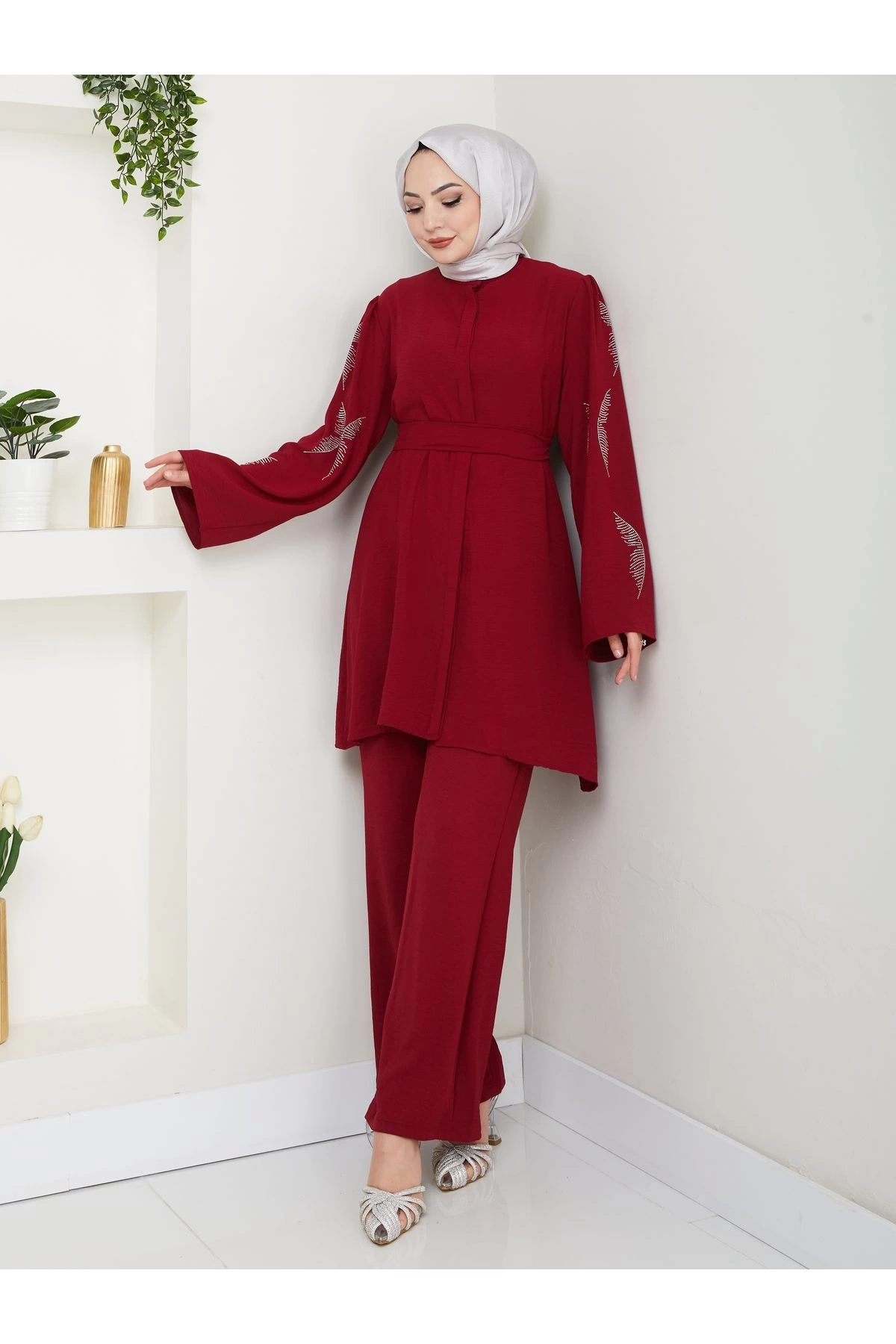 KELEBEK TAŞLİ AYROBİN TESETTÜR TAKIM BORDO 854