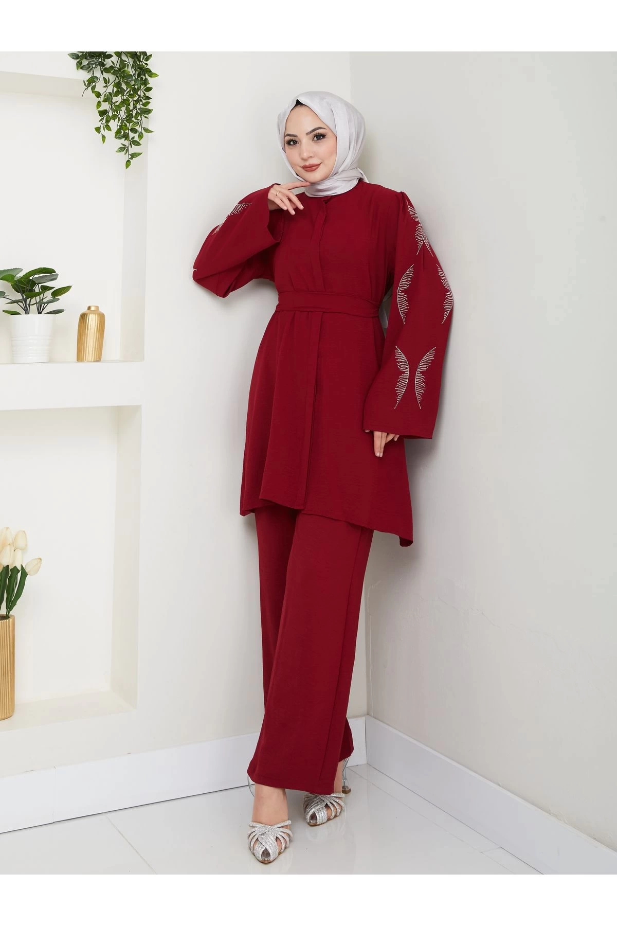 KELEBEK TAŞLİ AYROBİN TESETTÜR TAKIM BORDO 854