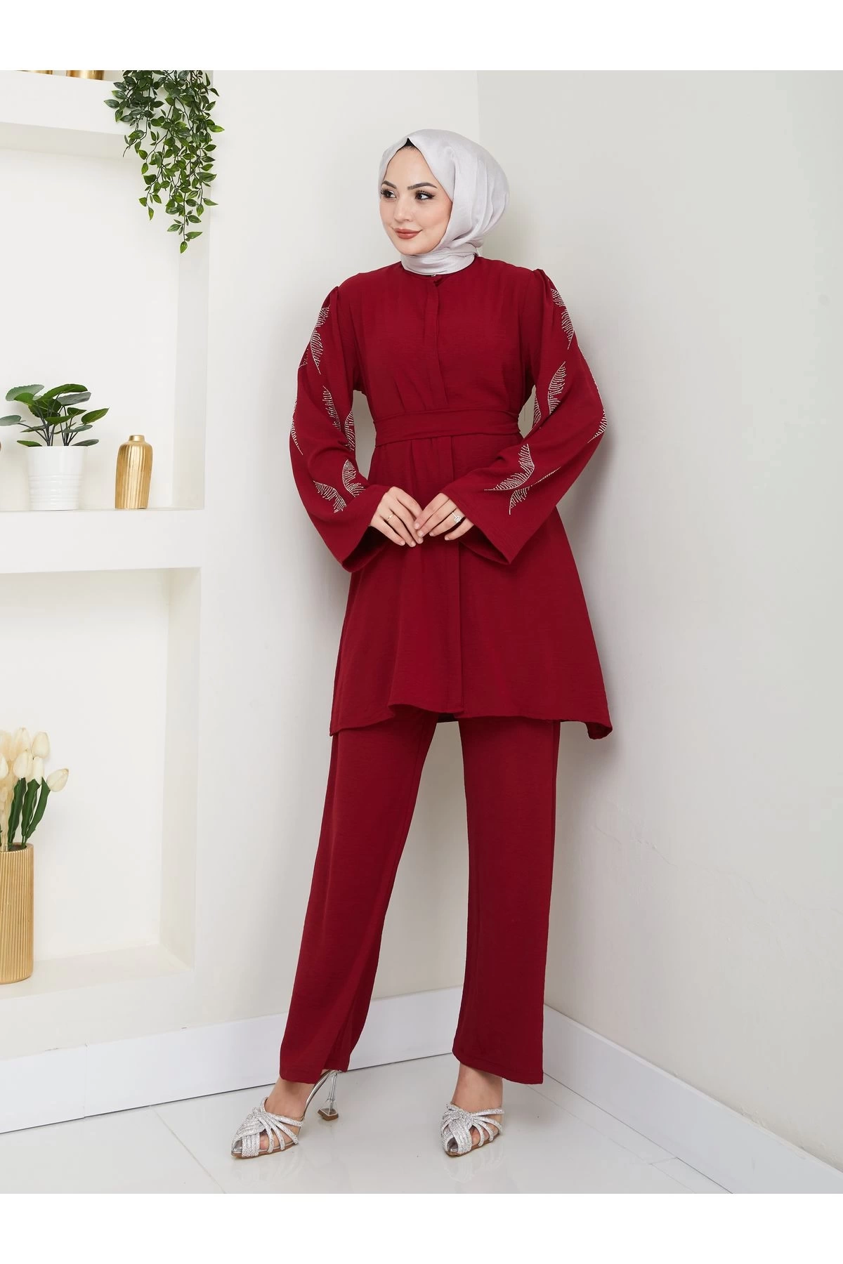 KELEBEK TAŞLİ AYROBİN TESETTÜR TAKIM BORDO 854