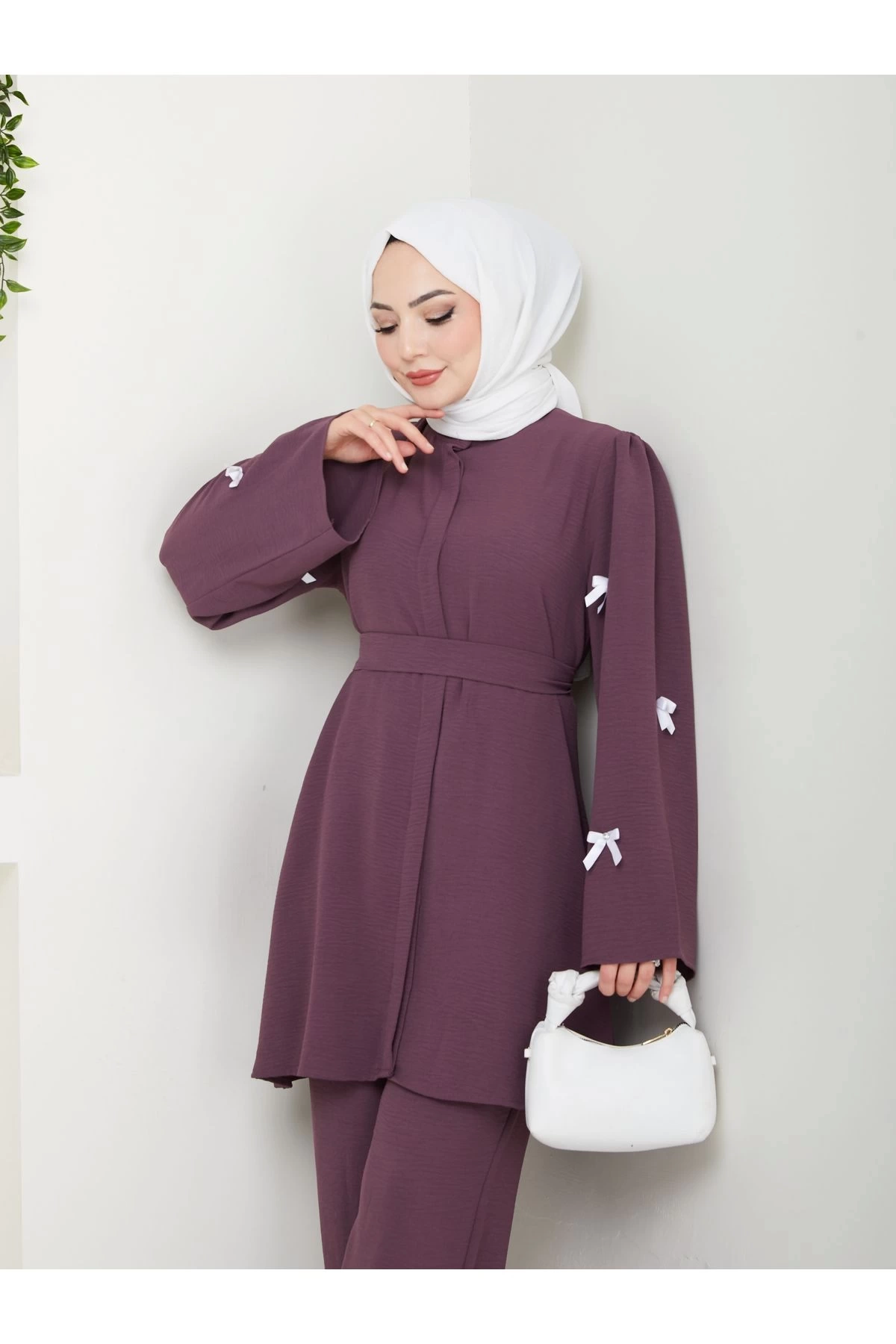 KOLDA MOSSE FİYONK DETAY AYROBİN TESETTÜR TAKIM MÜRDÜM 8541