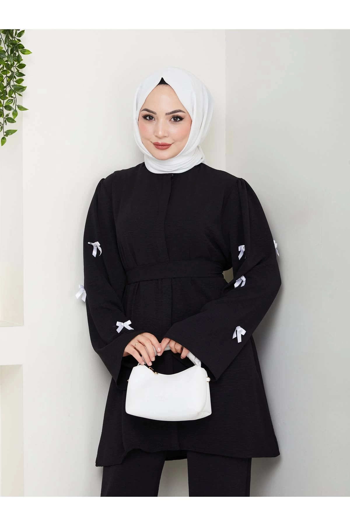 KOLDA MOSSE FİYONK DETAY AYROBİN TESETTÜR TAKIM SİYAH 8541